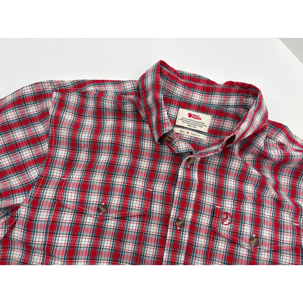 Fjallraven Abisko Cool S/S Red Plaid Outdoor Shirt Men's Medium Button Up Hiking